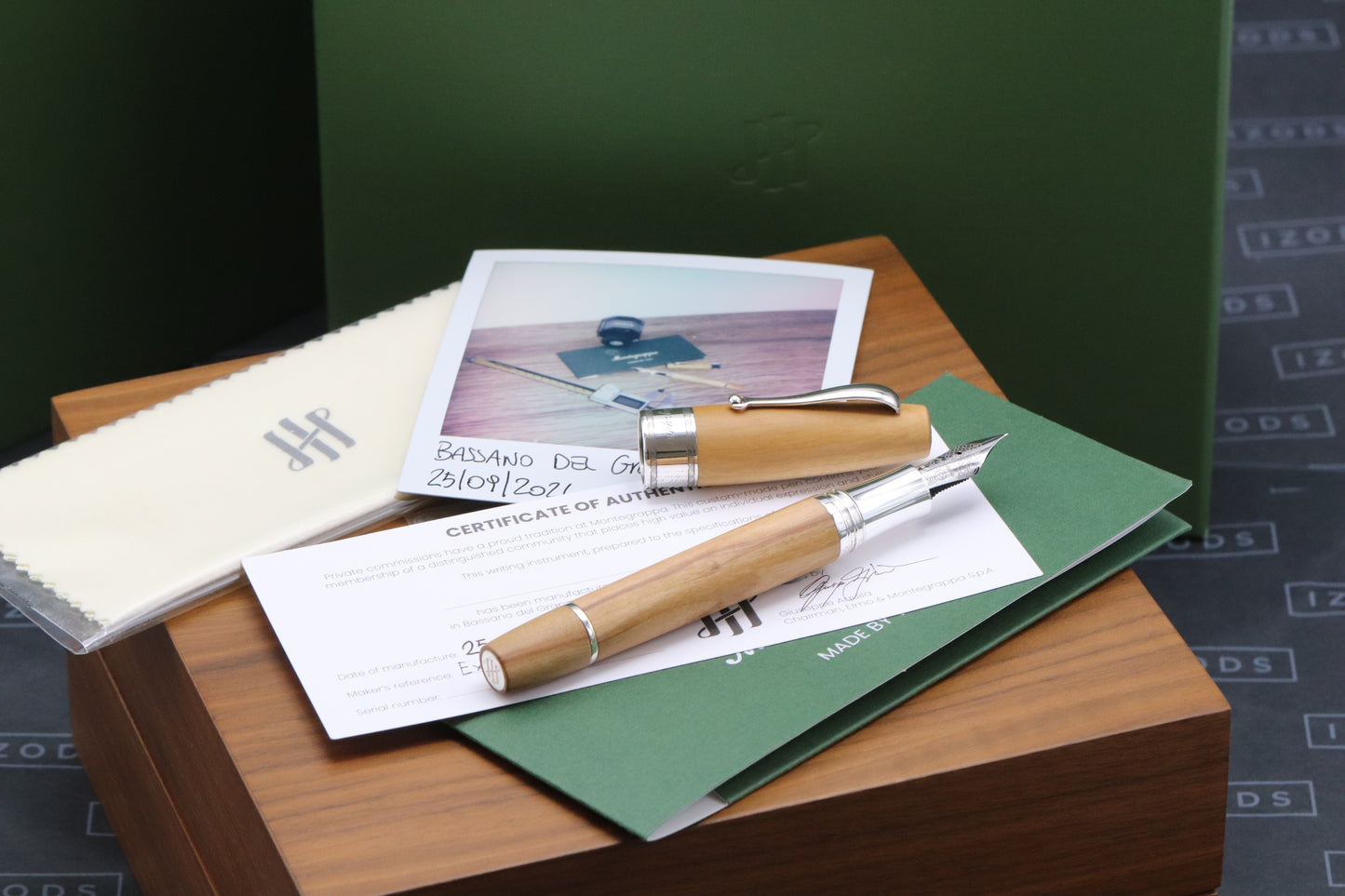 Montegrappa Extra Custom Olivewood Sterling Silver Fountain Pen