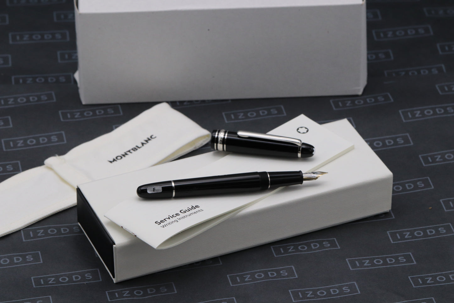 Montblanc Meisterstuck Classique Platinum Coated Fountain Pen - Fine CI Nib
