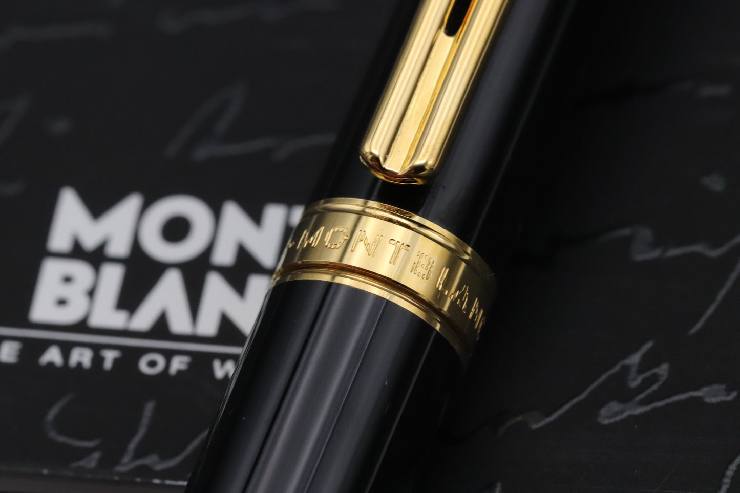 Montblanc Noblesse Oblige Black Ballpoint Pen
