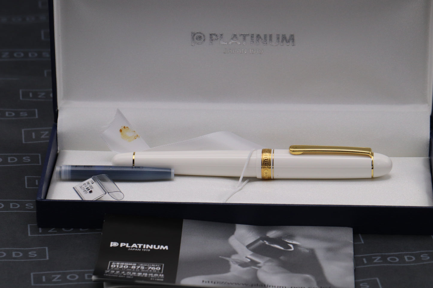 Platinum 3776 Laurel Chenoceau Fountain Pen - Flex Broad CI John Mottishaw Nib