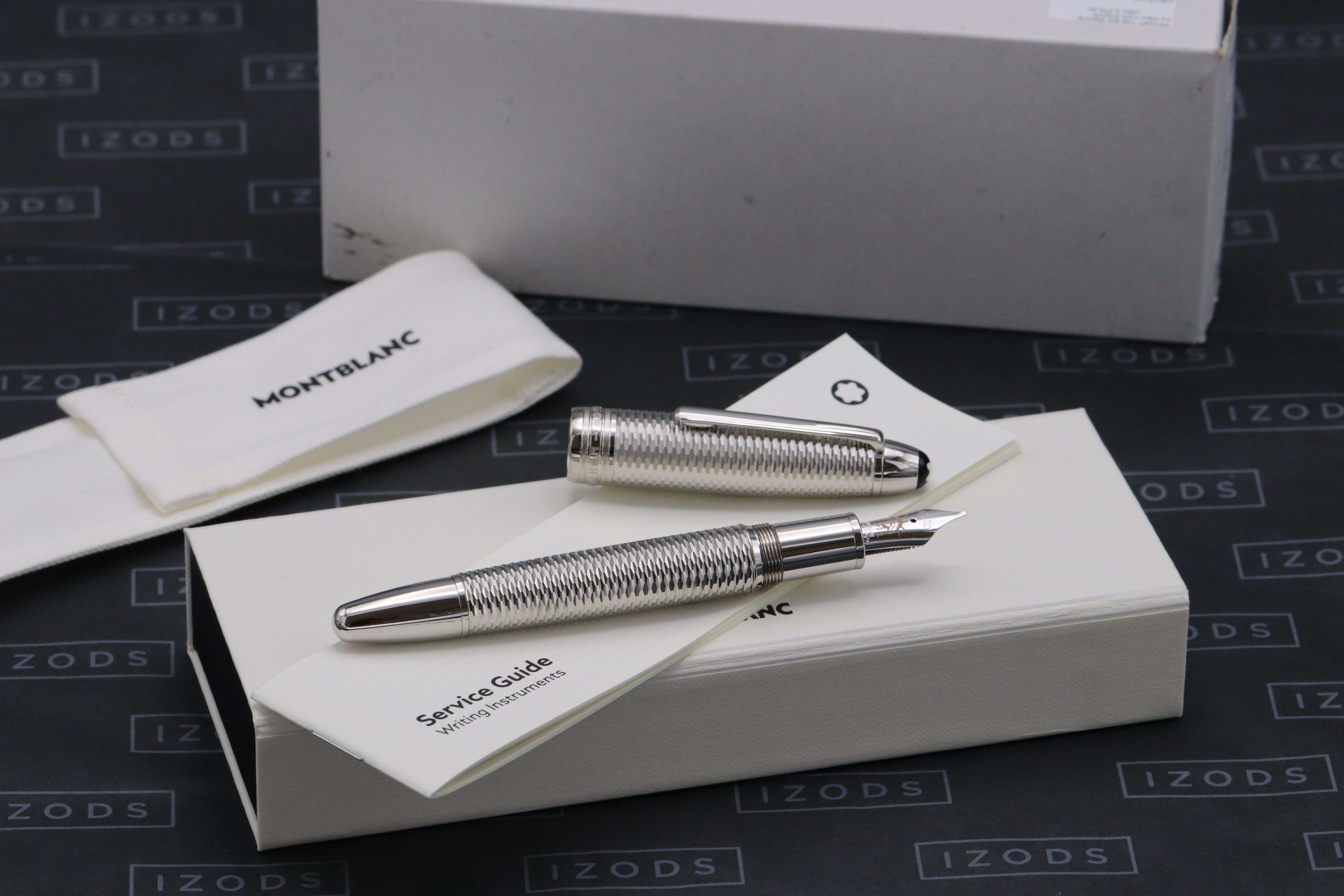 Montblanc Meisterstuck LeGrand Geometry New York LE25 Fountain Pen