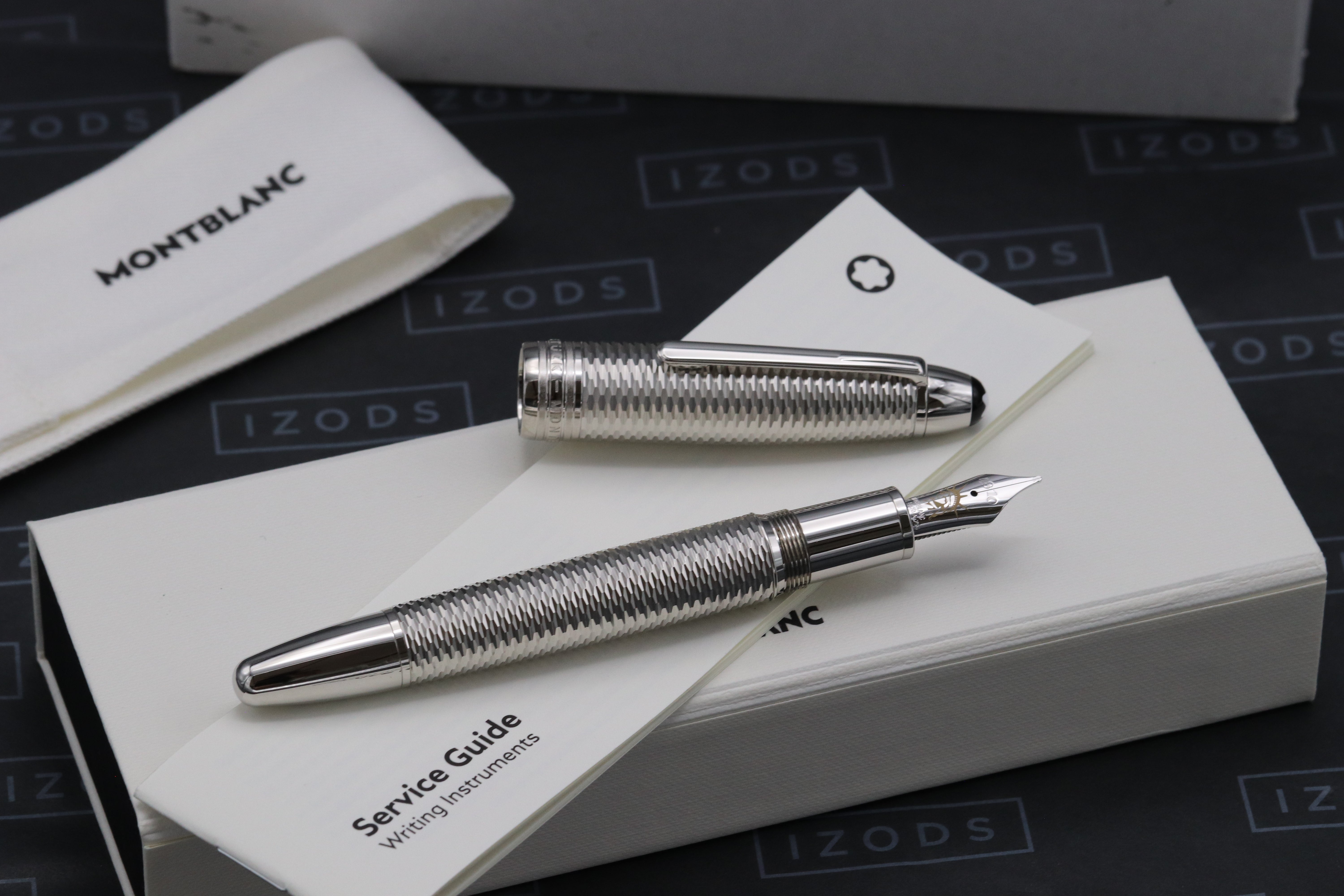 Montblanc Meisterstuck LeGrand Geometry New York LE25 Fountain Pen