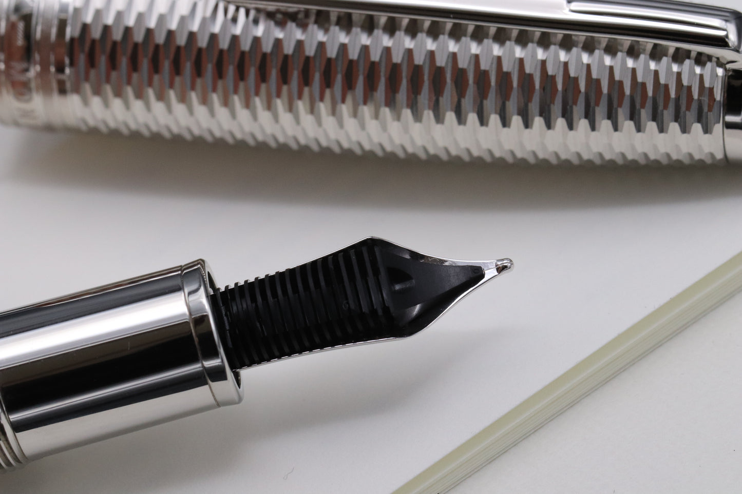 Montblanc Meisterstuck LeGrand Geometry New York LE25 Fountain Pen - UNUSED