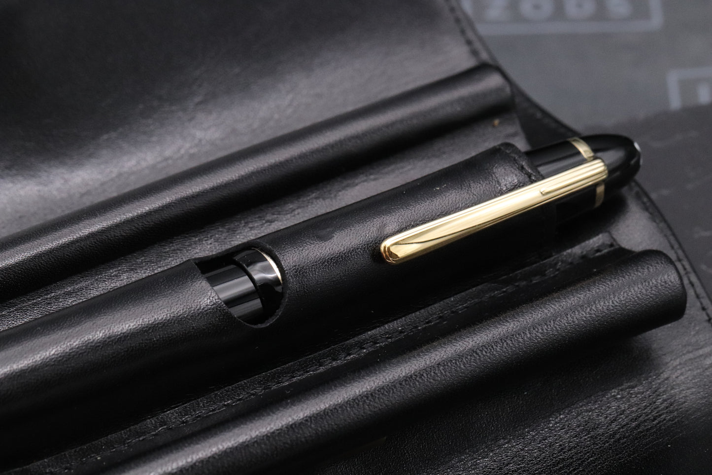 Montblanc Meisterstuck 147 Traveller Gold Coated Fountain Pen with Pouch