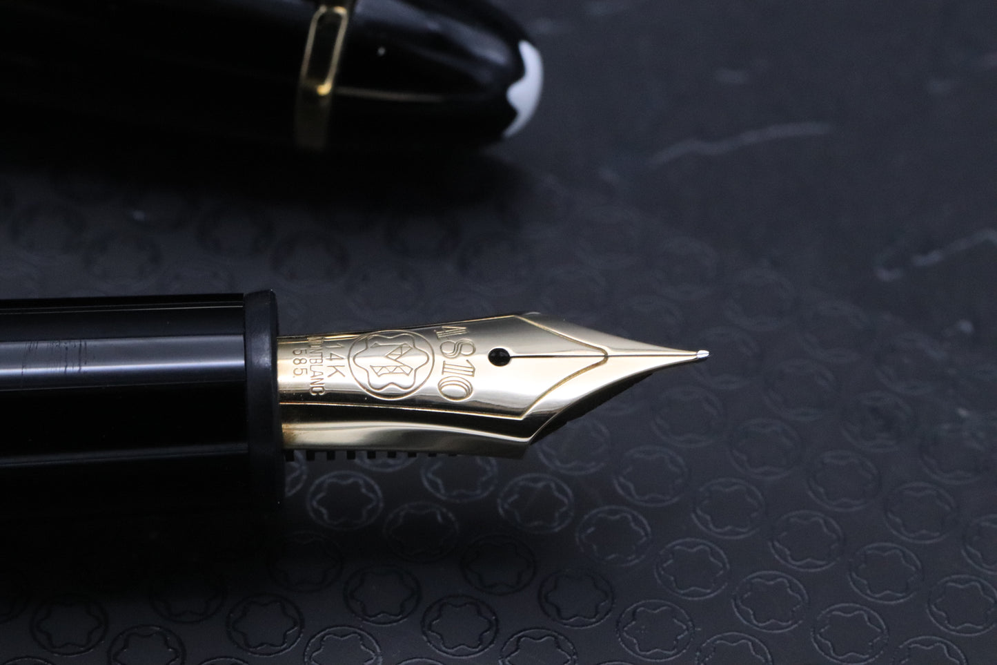 Montblanc Meisterstuck 146 LeGrand Gold Coated Fountain Pen - EF Monotone Nib