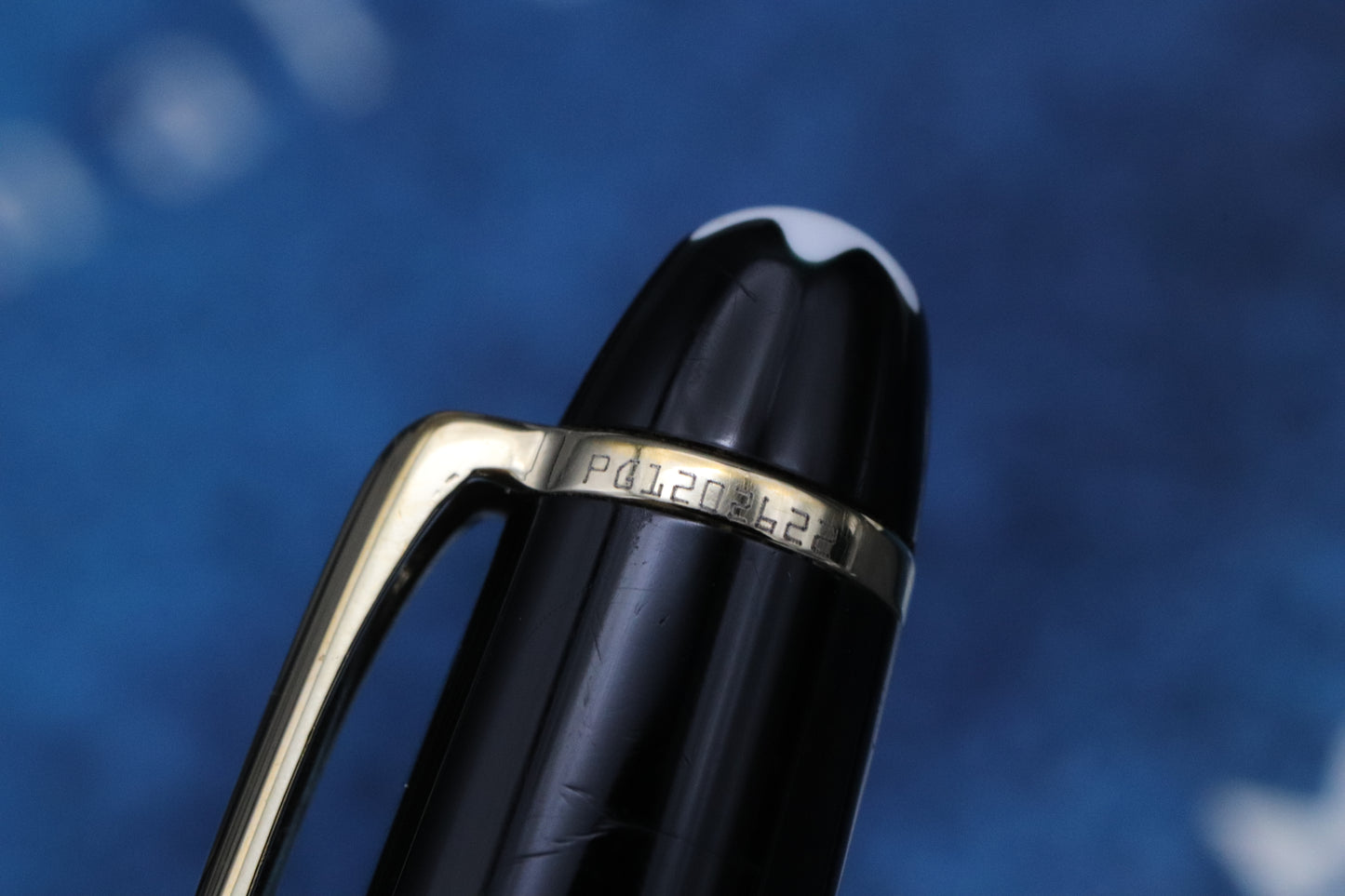 Montblanc Meisterstück 164 Classique Gold-Coated Ballpoint Pen
