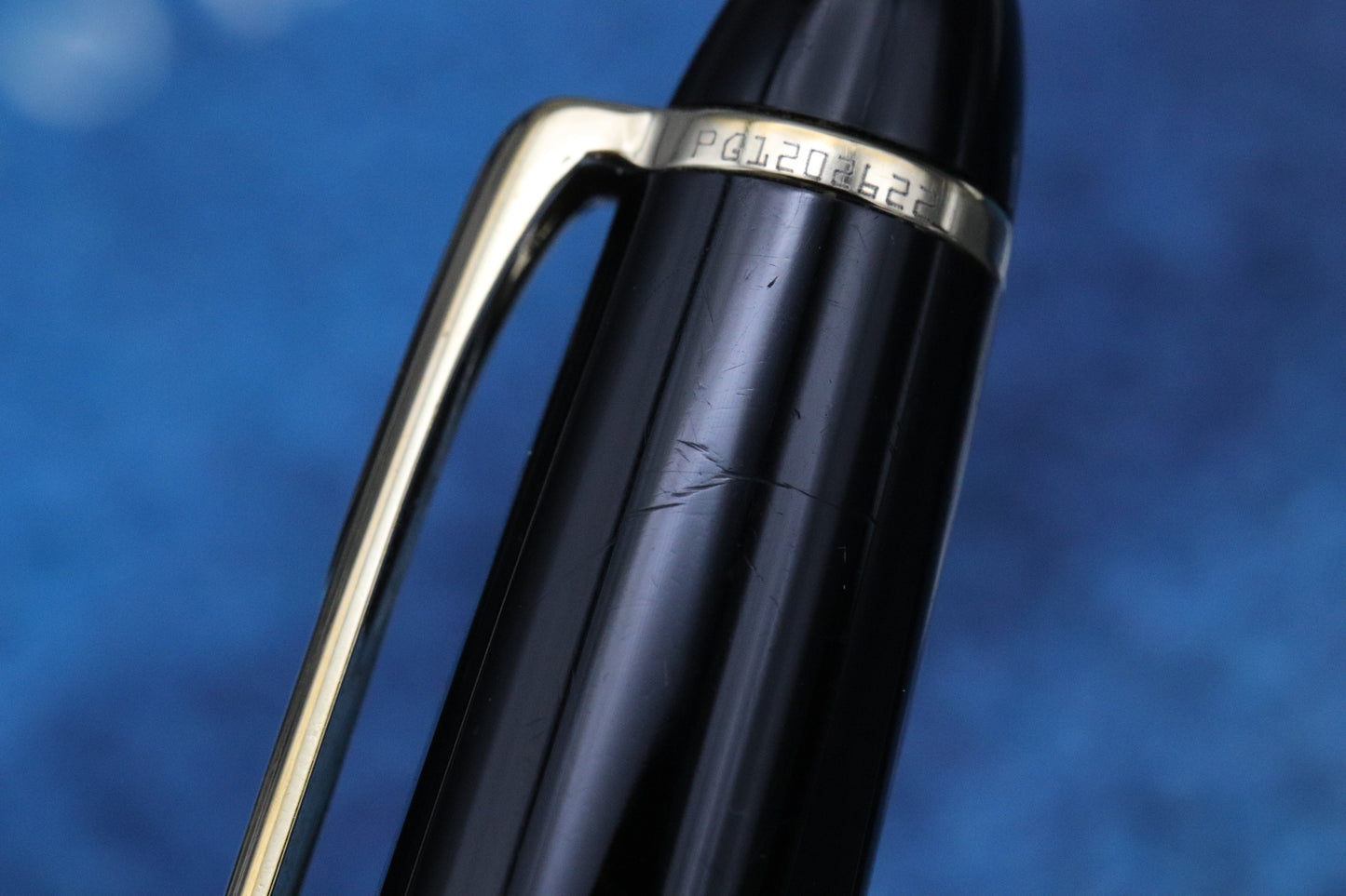 Montblanc Meisterstück 164 Classique Gold-Coated Ballpoint Pen