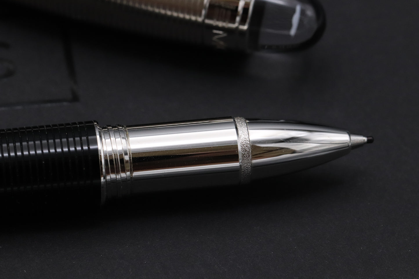 Montblanc Starwalker Doue Guilloche Rollerball / Fineliner Pen