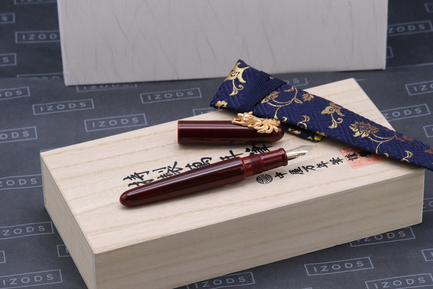 Nakaya Portable Cigar Aka-Tamenuri Fountain Pen with Fox Stopper - Music Nib