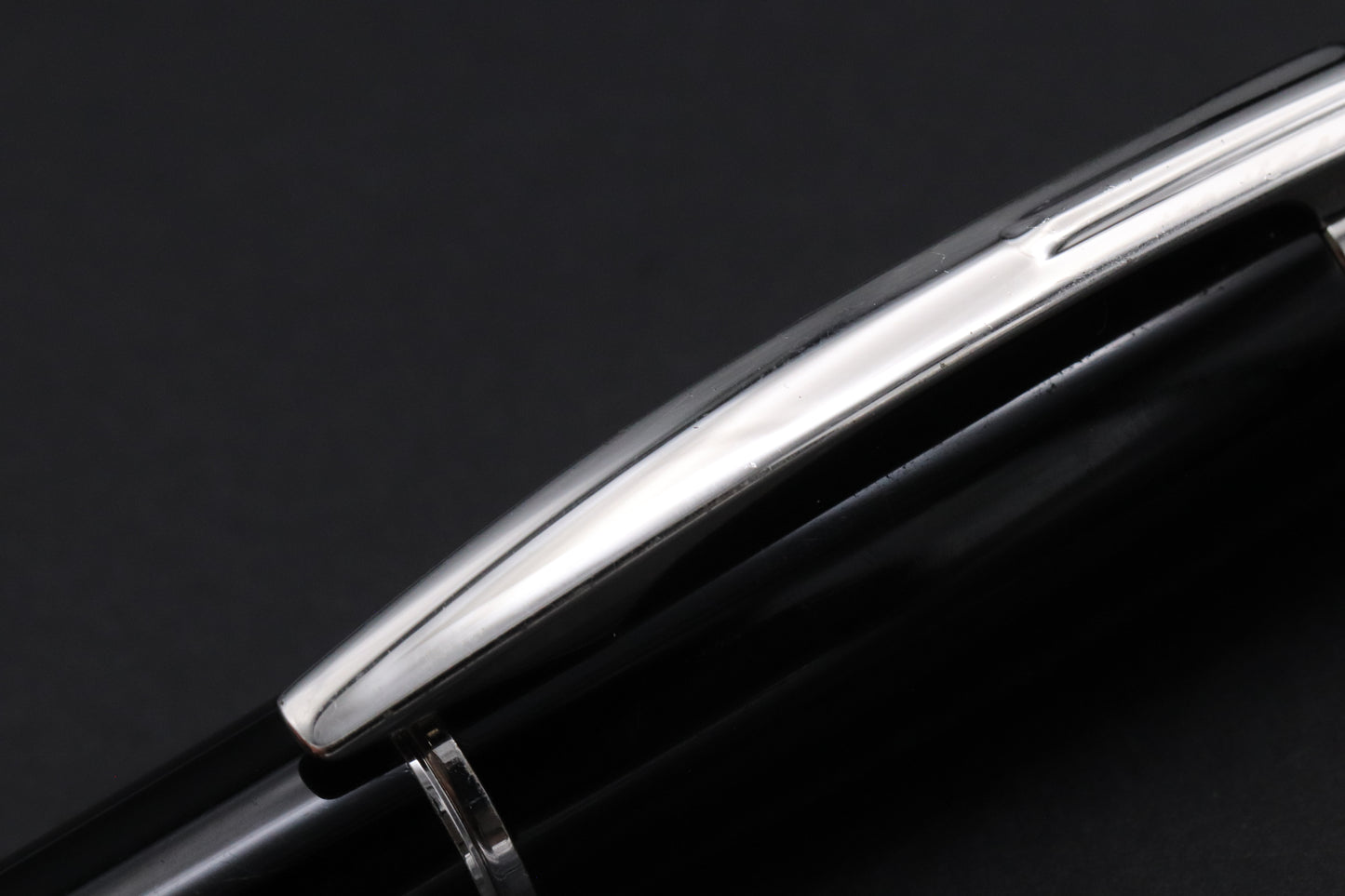 Montblanc Starwalker Platinum Resin Rollerball / Fineliner Pen