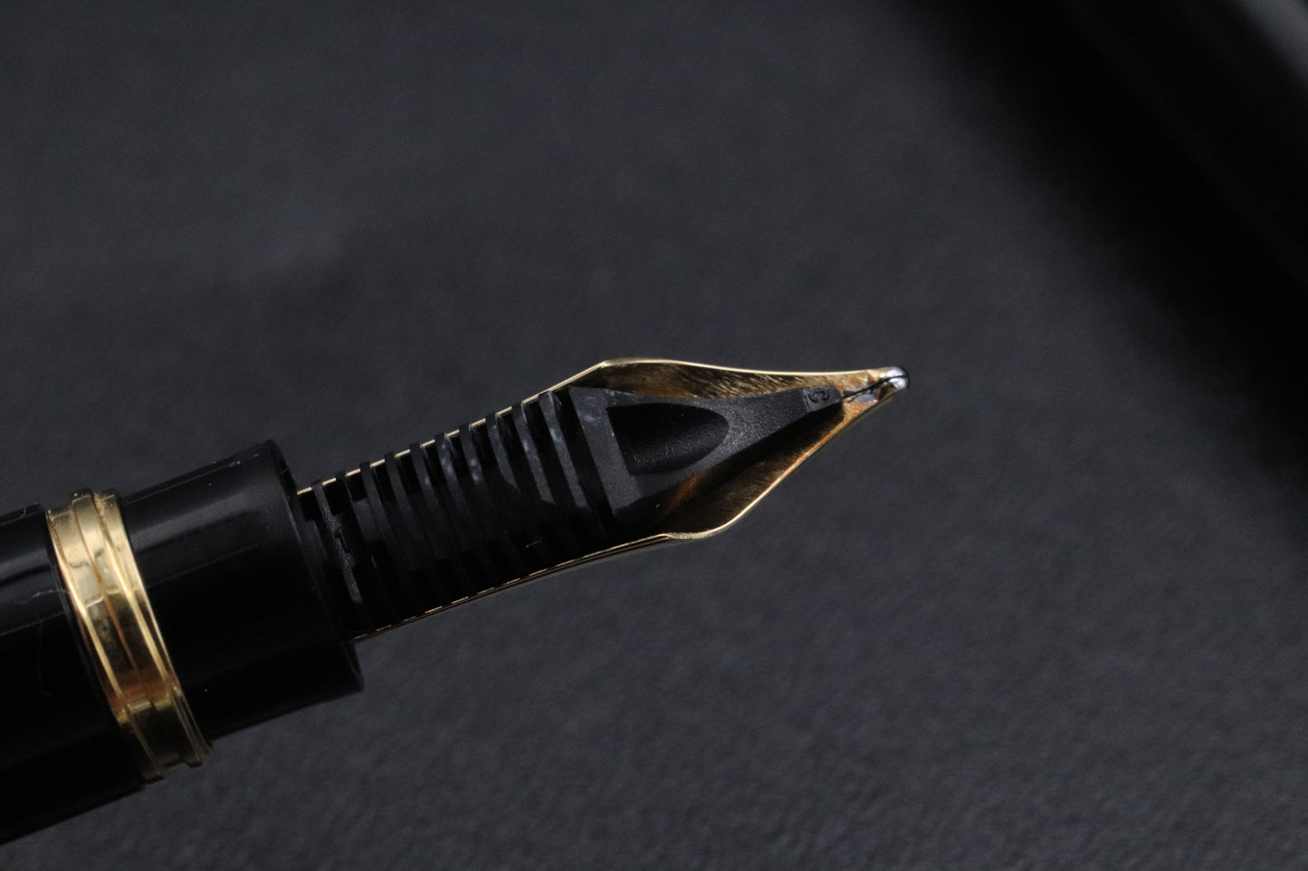 Montblanc Meisterstück 114 Mozart Gold-Coated Fountain Pen with Organiser