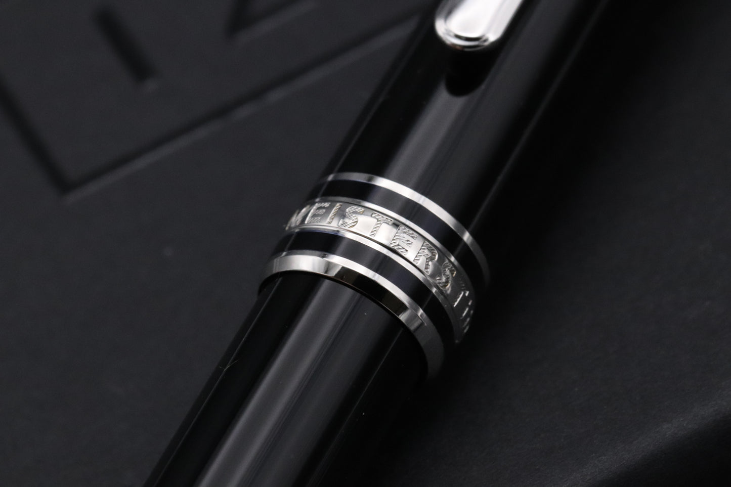 Montblanc Meisterstück 164 Classique Platinum-Coated Ballpoint Pen - UNUSED