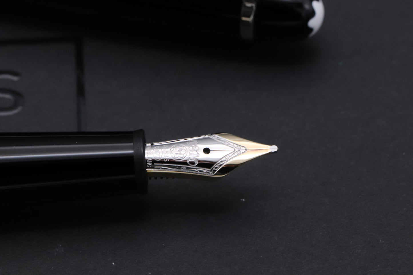 Montblanc Meisterstuck 145 Classique Platinum Coated Fountain Pen - UNUSED