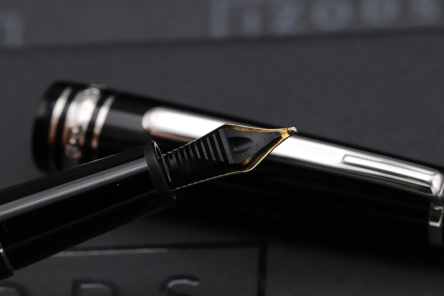 Montblanc Meisterstuck 145 Classique Platinum Coated Fountain Pen - UNUSED