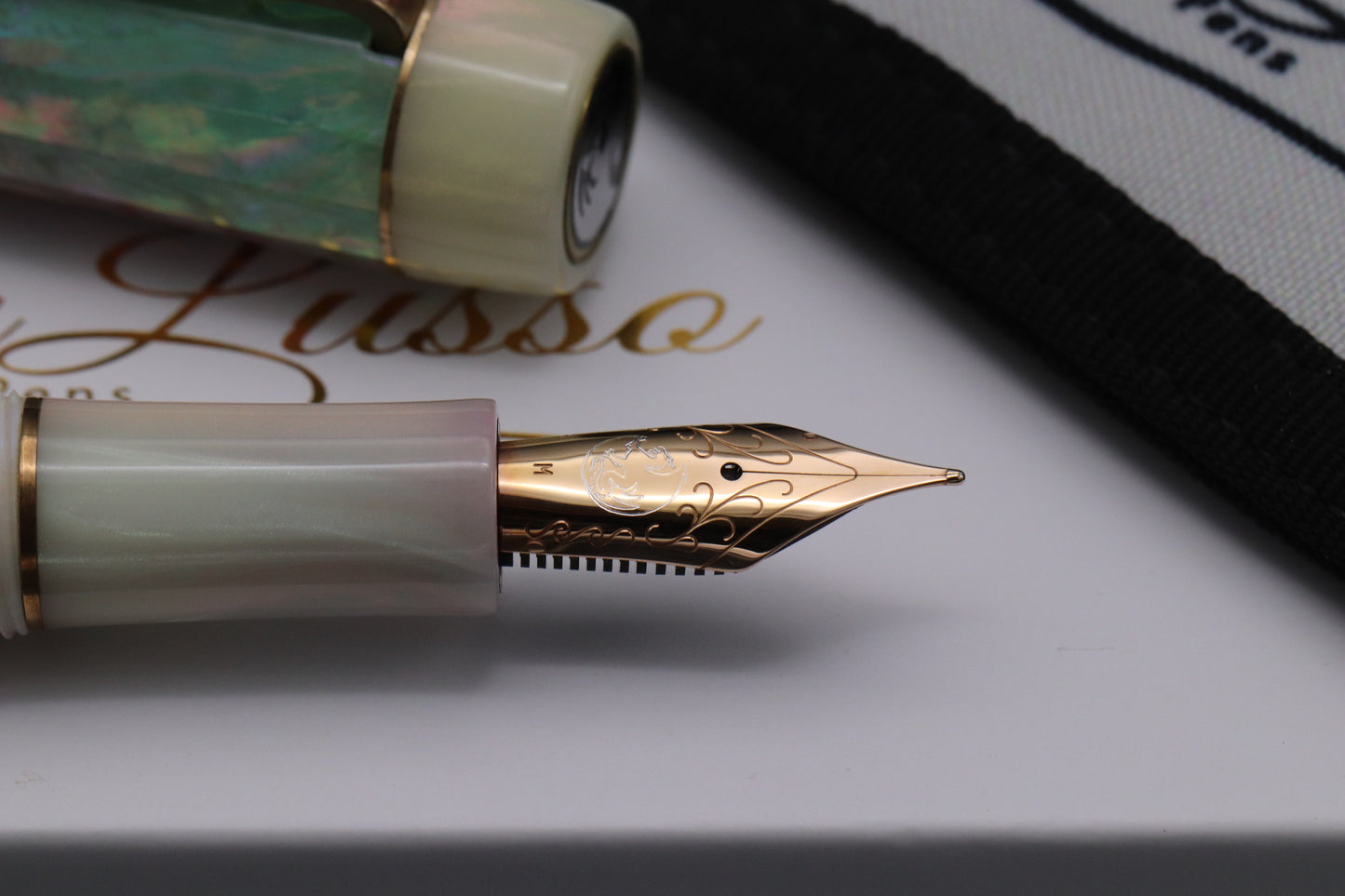 Atelier Lusso Carina Ragazzone Seafoam Pink Awabi MOP Resin Fountain Pen