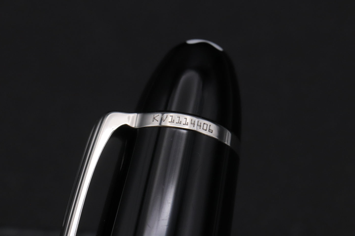 Montblanc Meisterstuck 146 LeGrand Platinum-Coated Fountain Pen - OB Nib