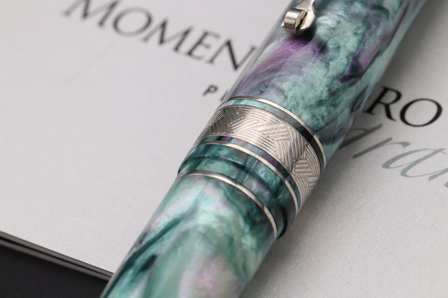 Leonardo MZG Mother of Pearl Resin Limited Edition Fountain Pen