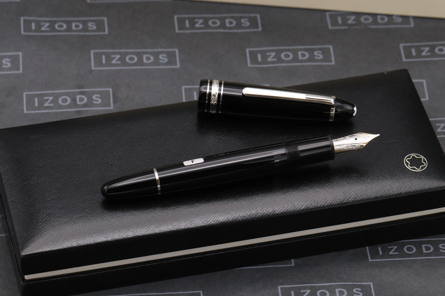 Montblanc Meisterstuck 146 LeGrand Platinum-Coated Fountain Pen - UNUSED - F Nib