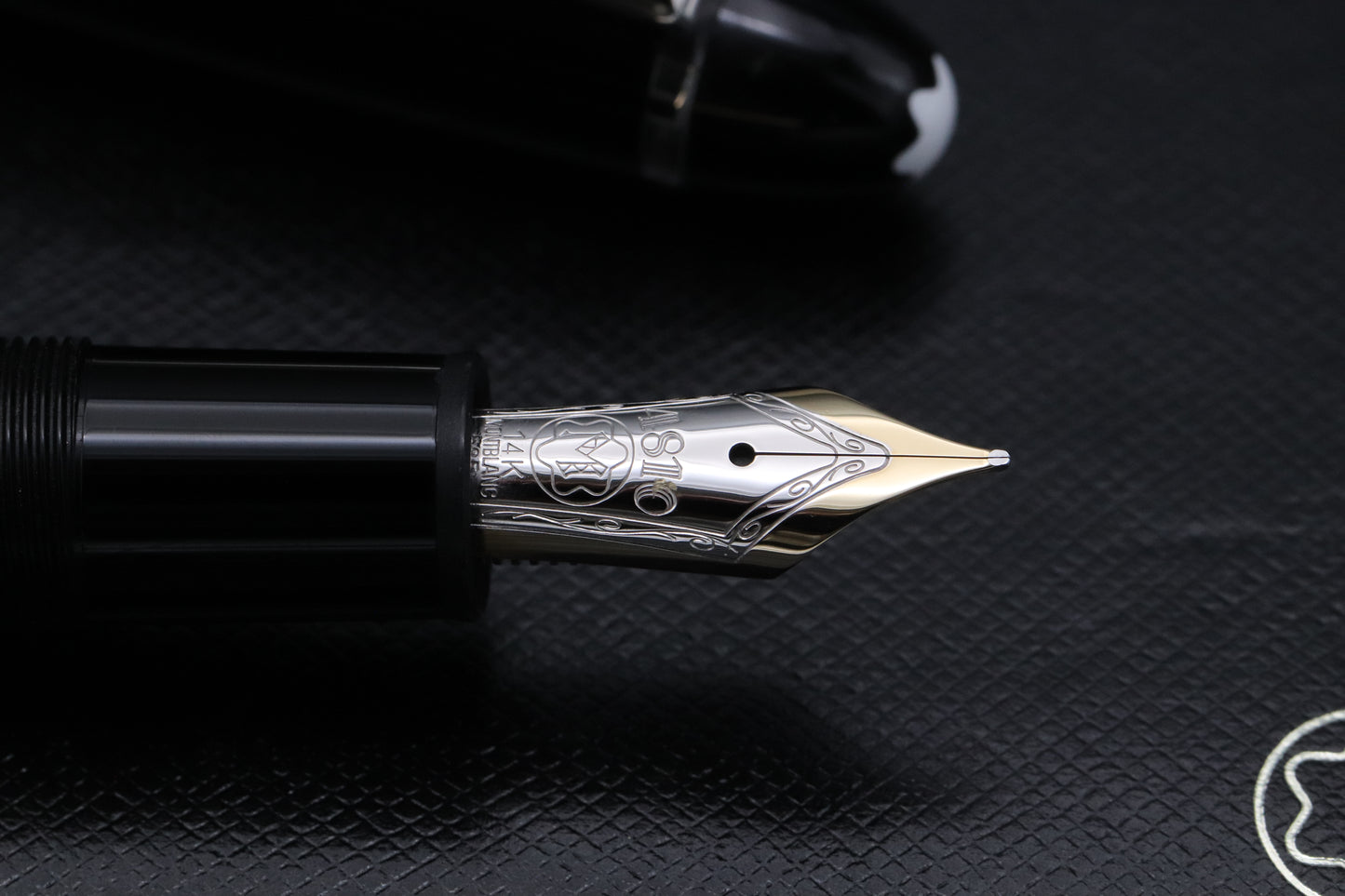 Montblanc Meisterstuck 146 LeGrand Platinum-Coated Fountain Pen - UNUSED - F Nib