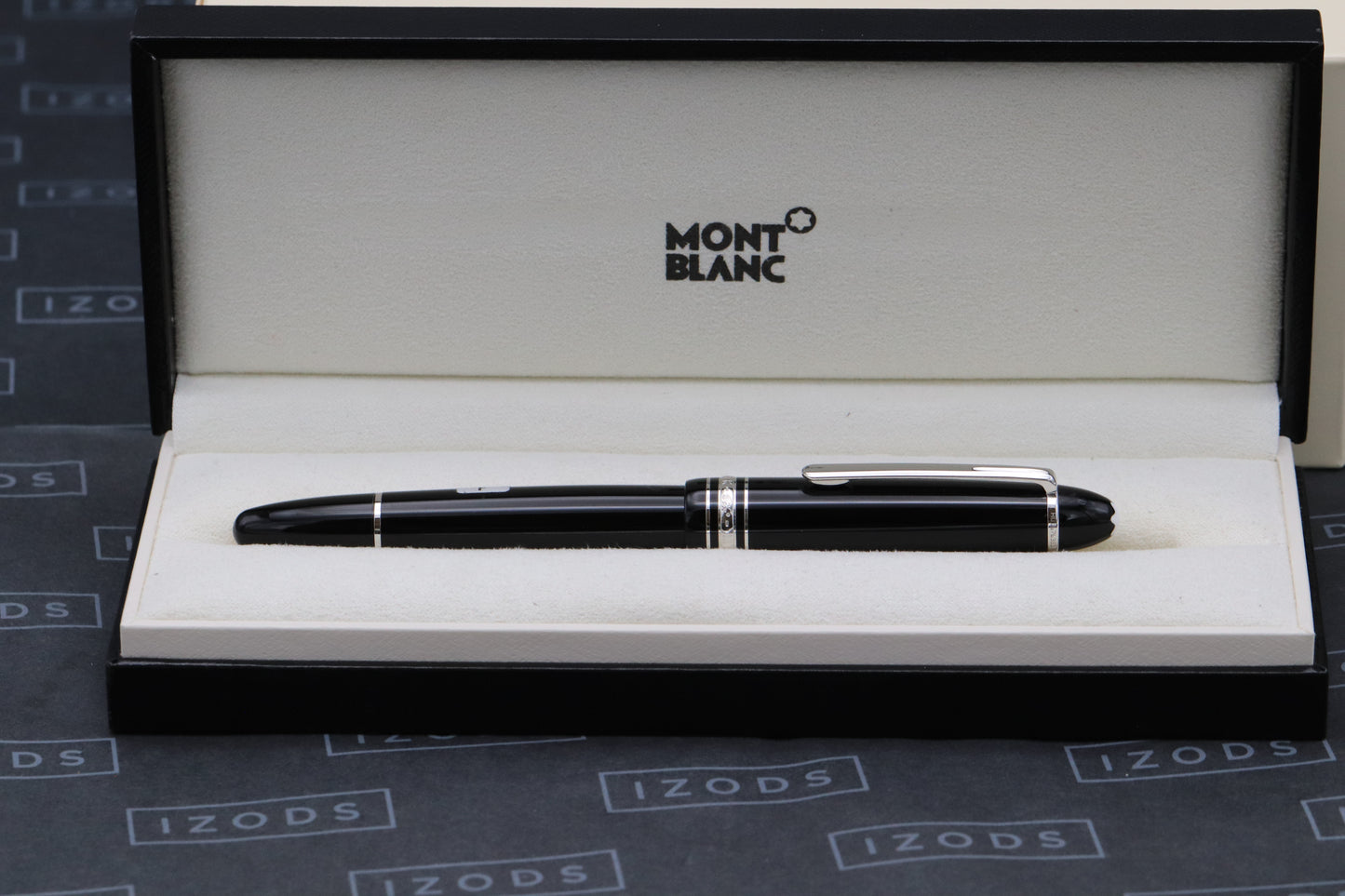 Montblanc Meisterstuck 146 LeGrand Platinum-Coated Fountain Pen - UNUSED - F Nib