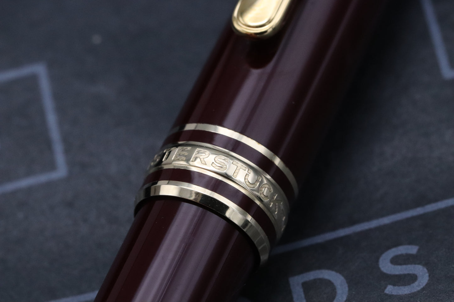 Montblanc Meisterstuck 144 Classique Bordeaux Fountain Pen - Broad Monotone Nib