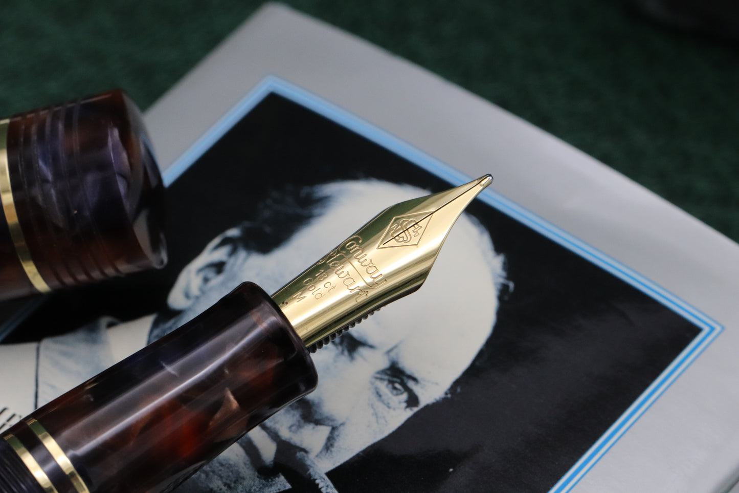 Conway Stewart Winston Churchill Sepia Blue Lever Fountain Pen
