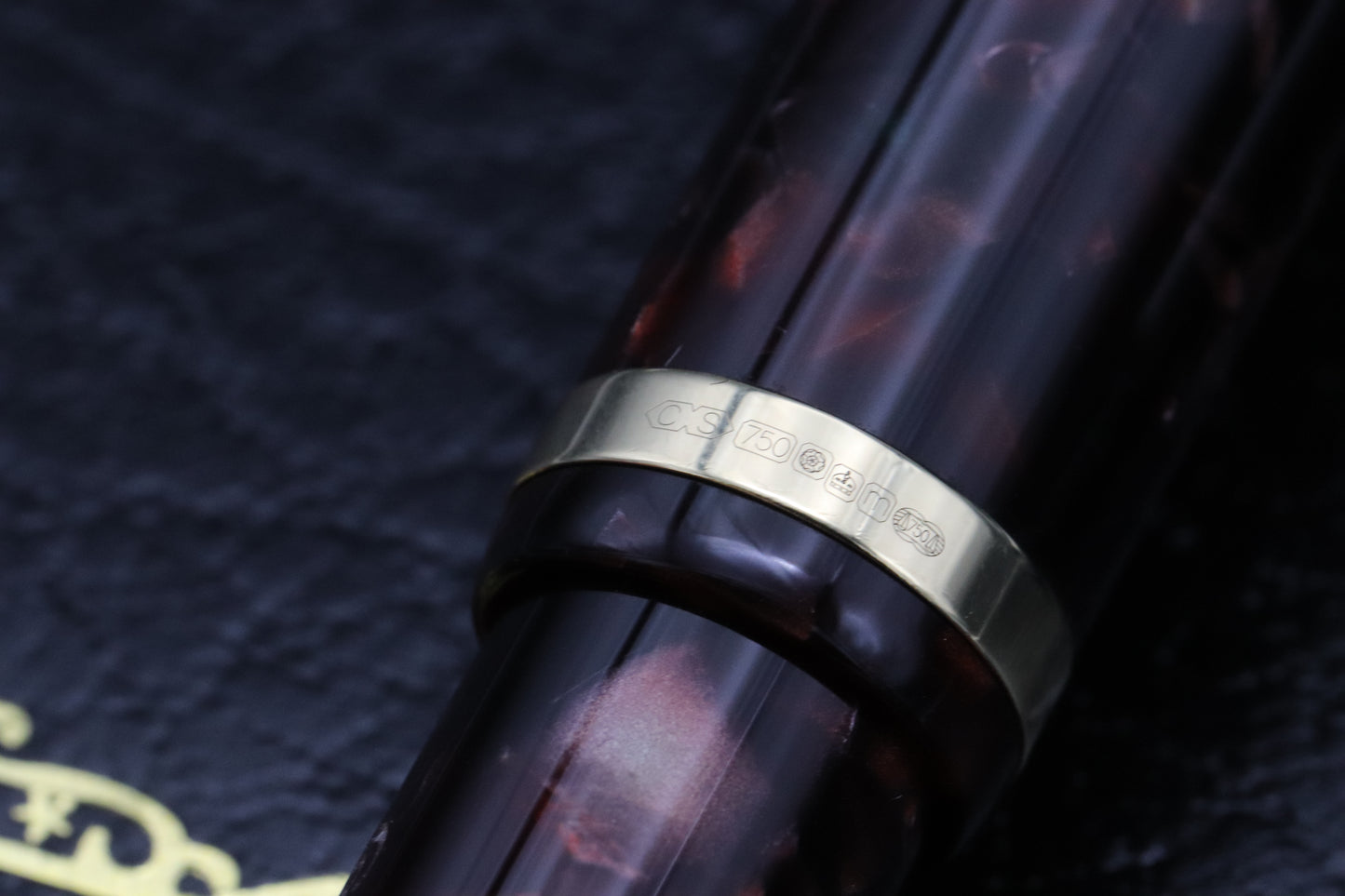 Conway Stewart Winston Churchill Rioja Resin Lever Fountain Pen