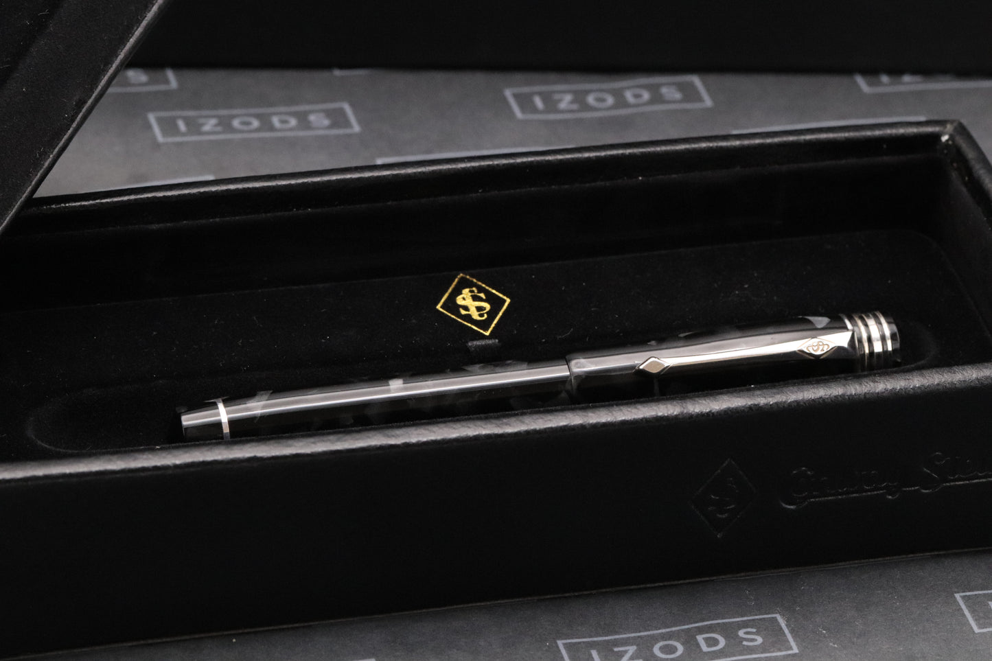 Conway Stewart Wellington Silver Graphite Limited Edition Fountain Pen