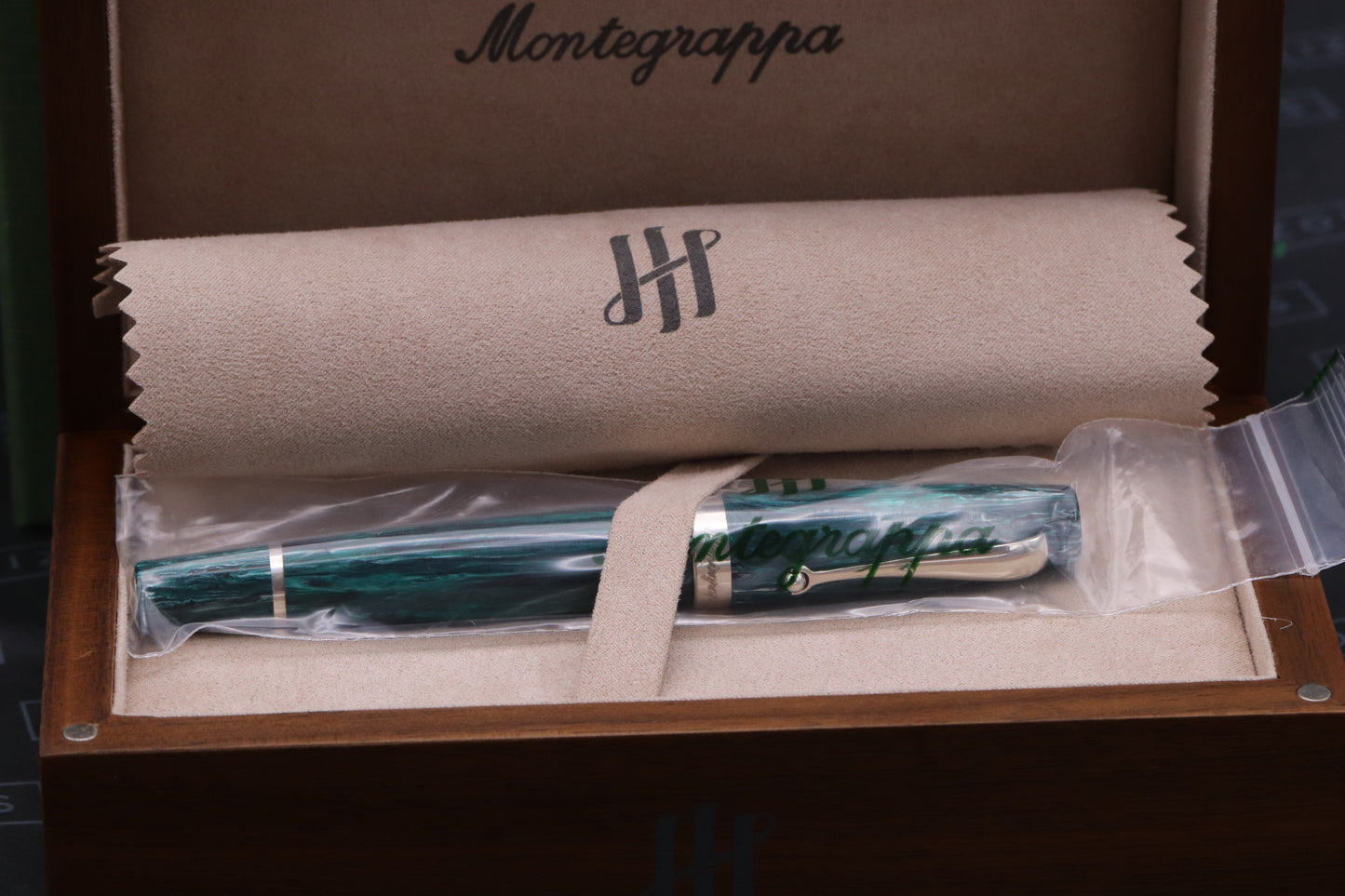 Montegrappa Mia Chrysocolla Fountain Pen - 1.1 Stub - 0/120