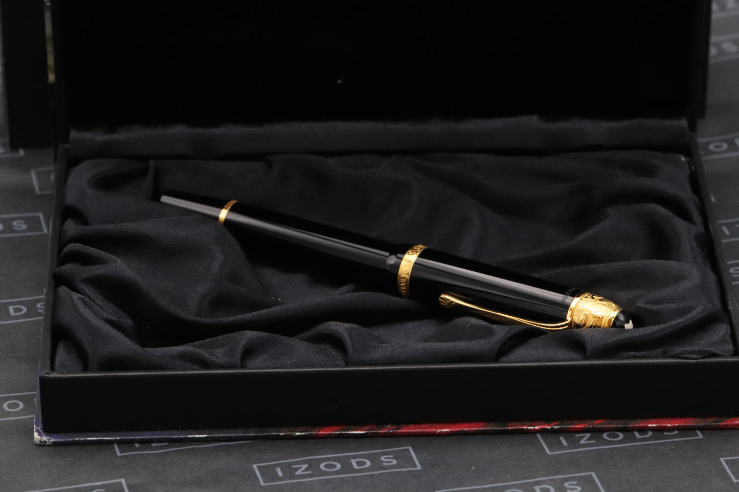 Montblanc Writers Edition Voltaire Fountain Pen - UNUSED