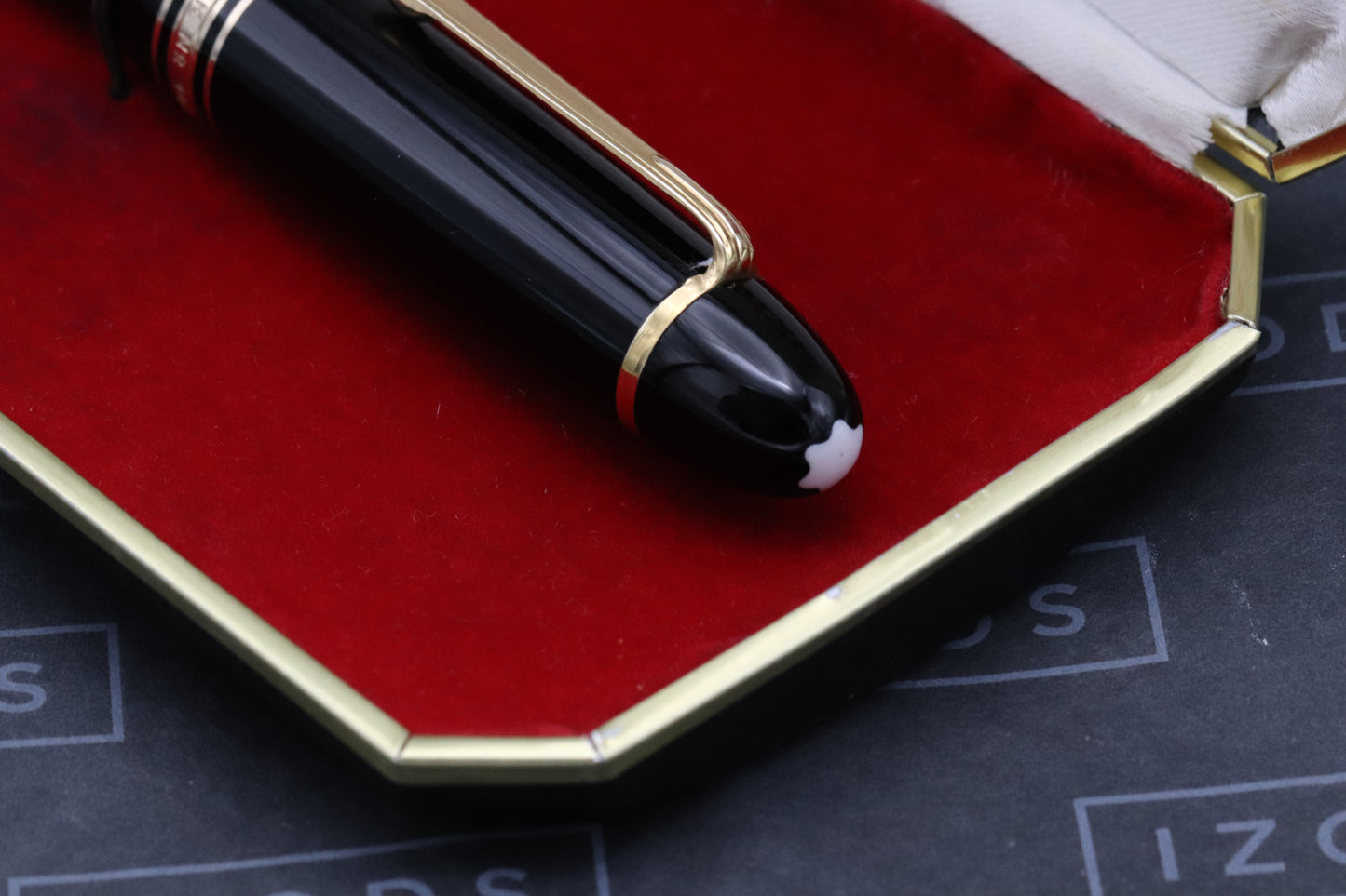 Montblanc Meisterstuck 149 Gold-Coated Fountain Pen - 1969-72 - Broad Nib