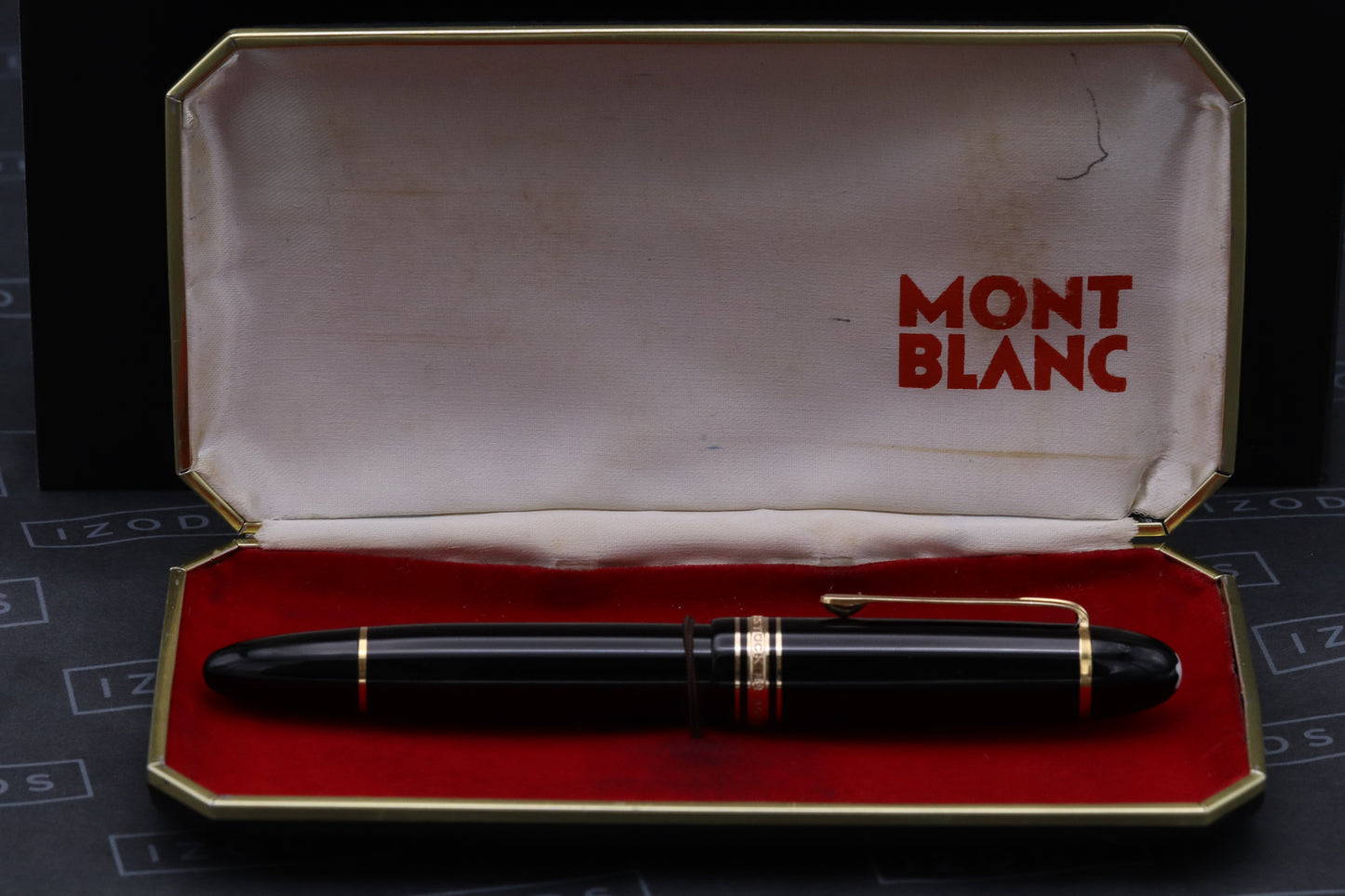 Montblanc Meisterstuck 149 Gold-Coated Fountain Pen - 1969-72 - Broad Nib