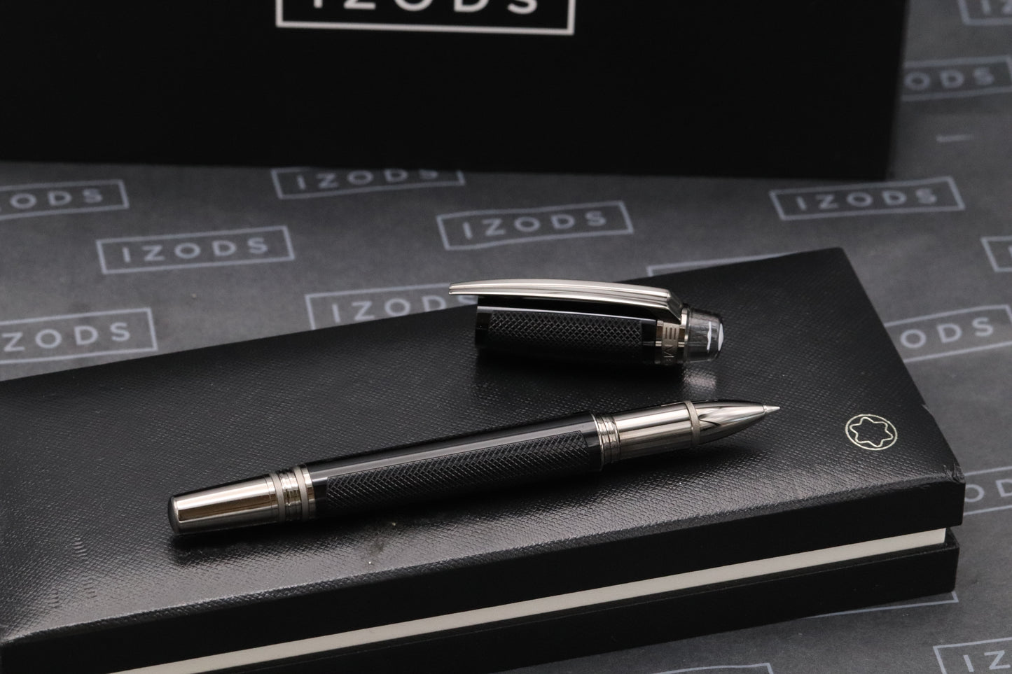 Montblanc Starwalker Extreme Rollerball / Fineliner Pen