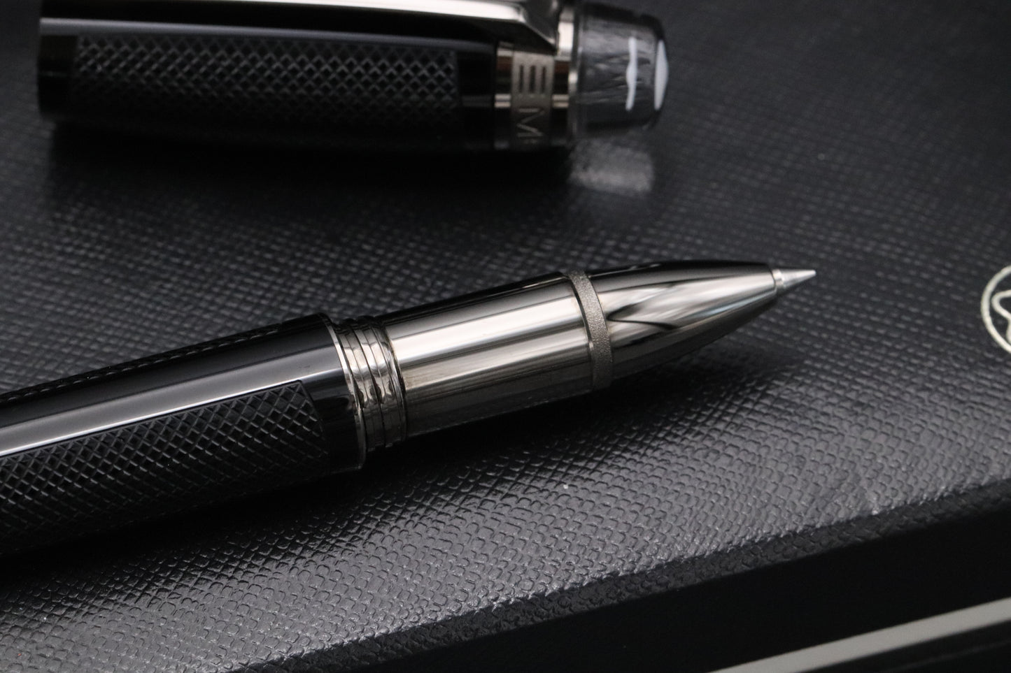 Montblanc Starwalker Extreme Rollerball / Fineliner Pen
