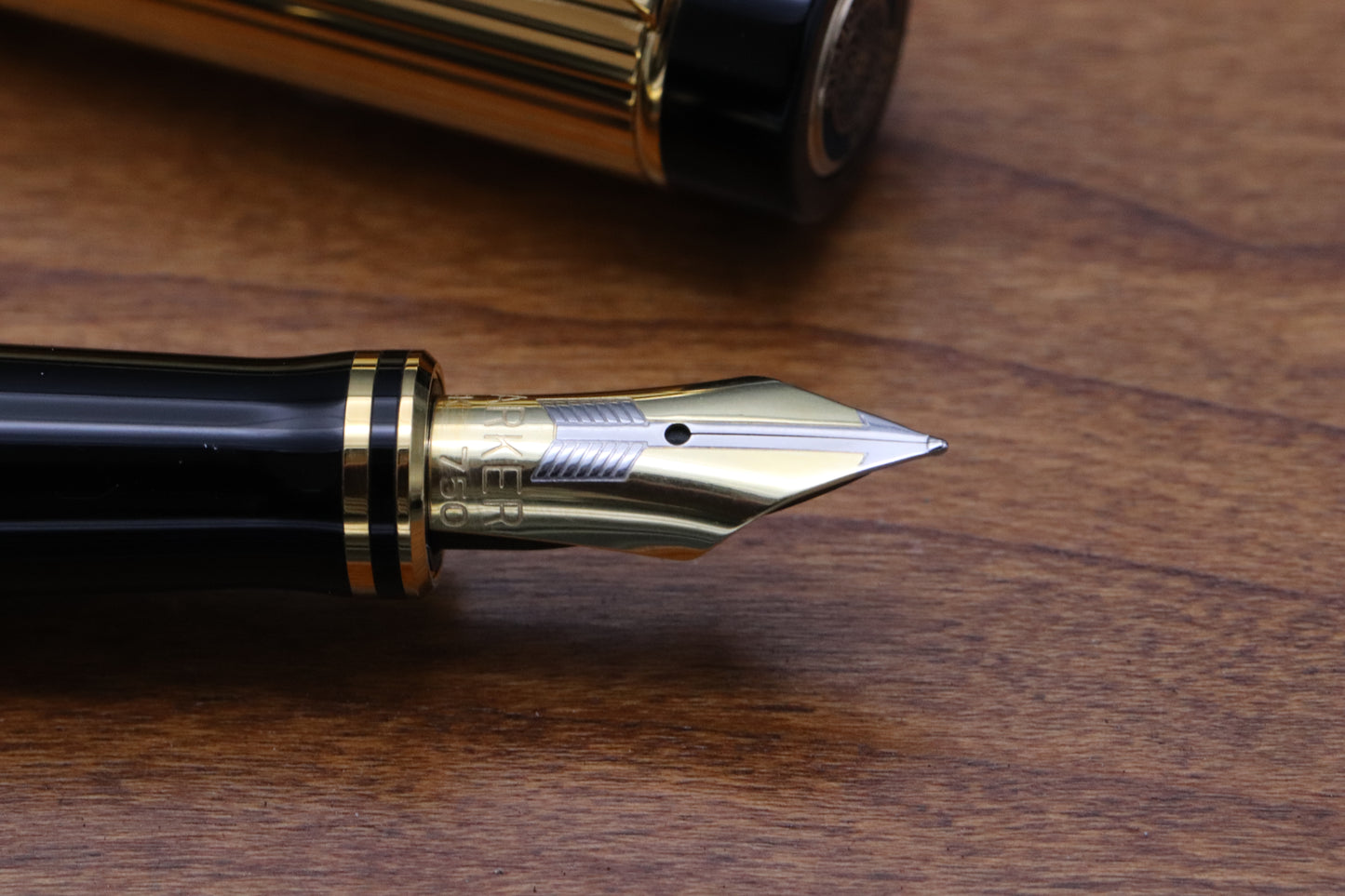 Parker Duofold International Godron Gold Fountain Pen - MK1 - 1991 - EF Nib