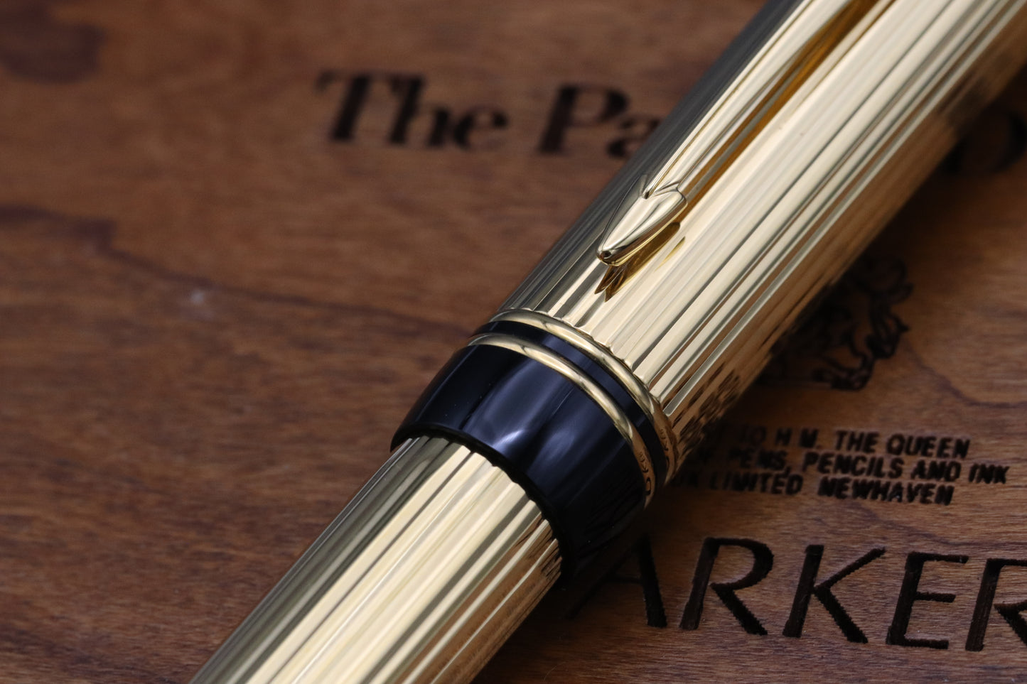 Parker Duofold International Godron Gold Fountain Pen - MK1 - 1991 - EF Nib