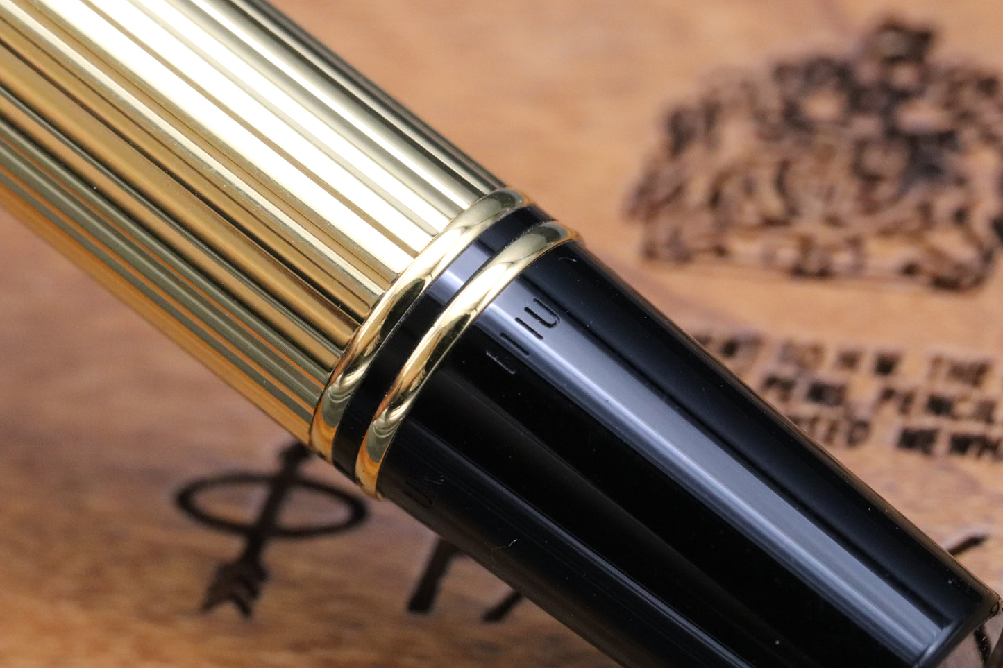 Parker Duofold International Godron Gold Fountain Pen - MK1 - 1991 - EF Nib