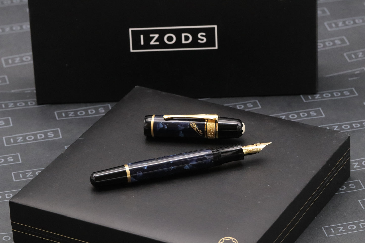 Montblanc Writers Edition Edgar Allan Poe Fountain Pen