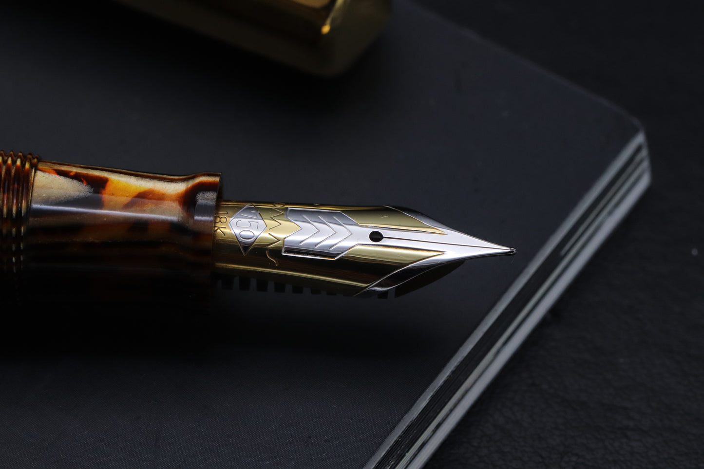 Omas Paragon Arco Bronze Preziose Vermeil Cap Fountain Pen