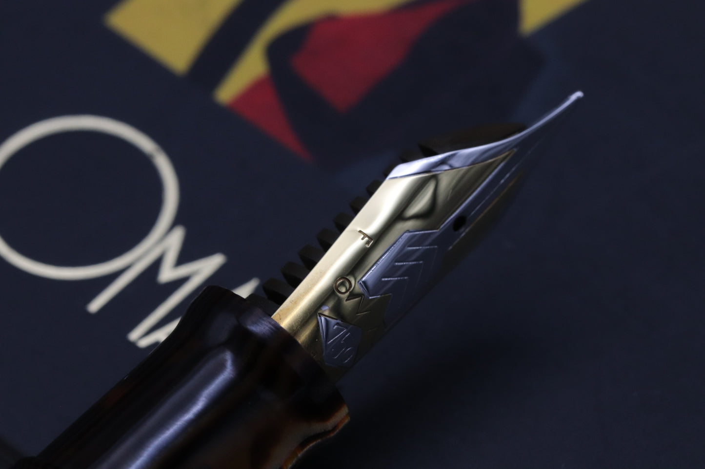 Omas Paragon Arco Bronze Preziose Vermeil Cap Fountain Pen