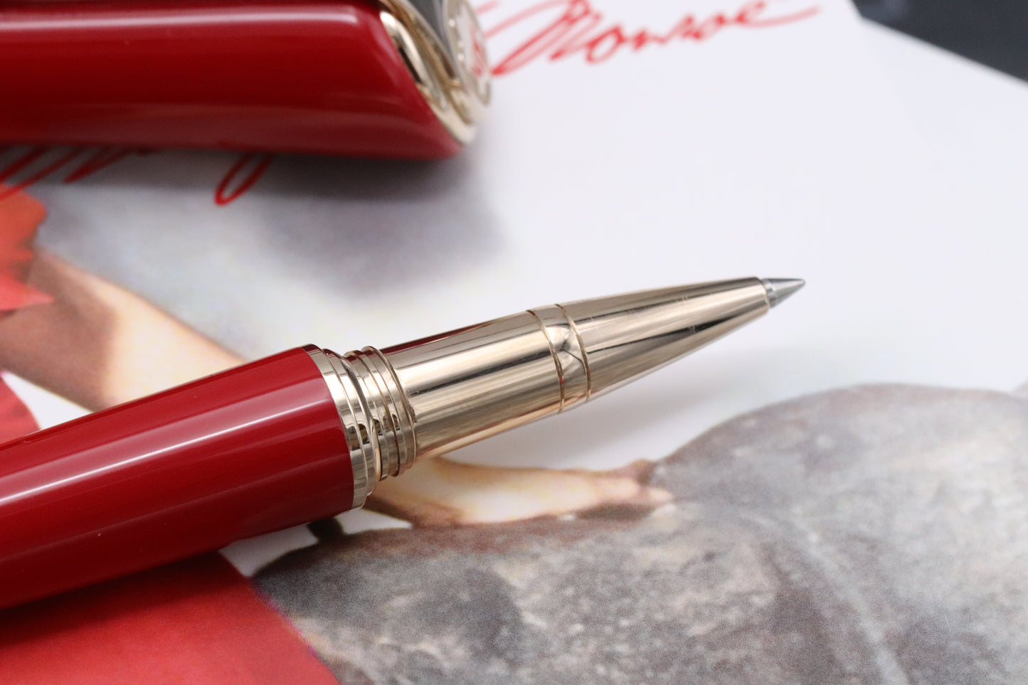 Montblanc Muses Marilyn Monroe Red Special Edition Rollerball Pen