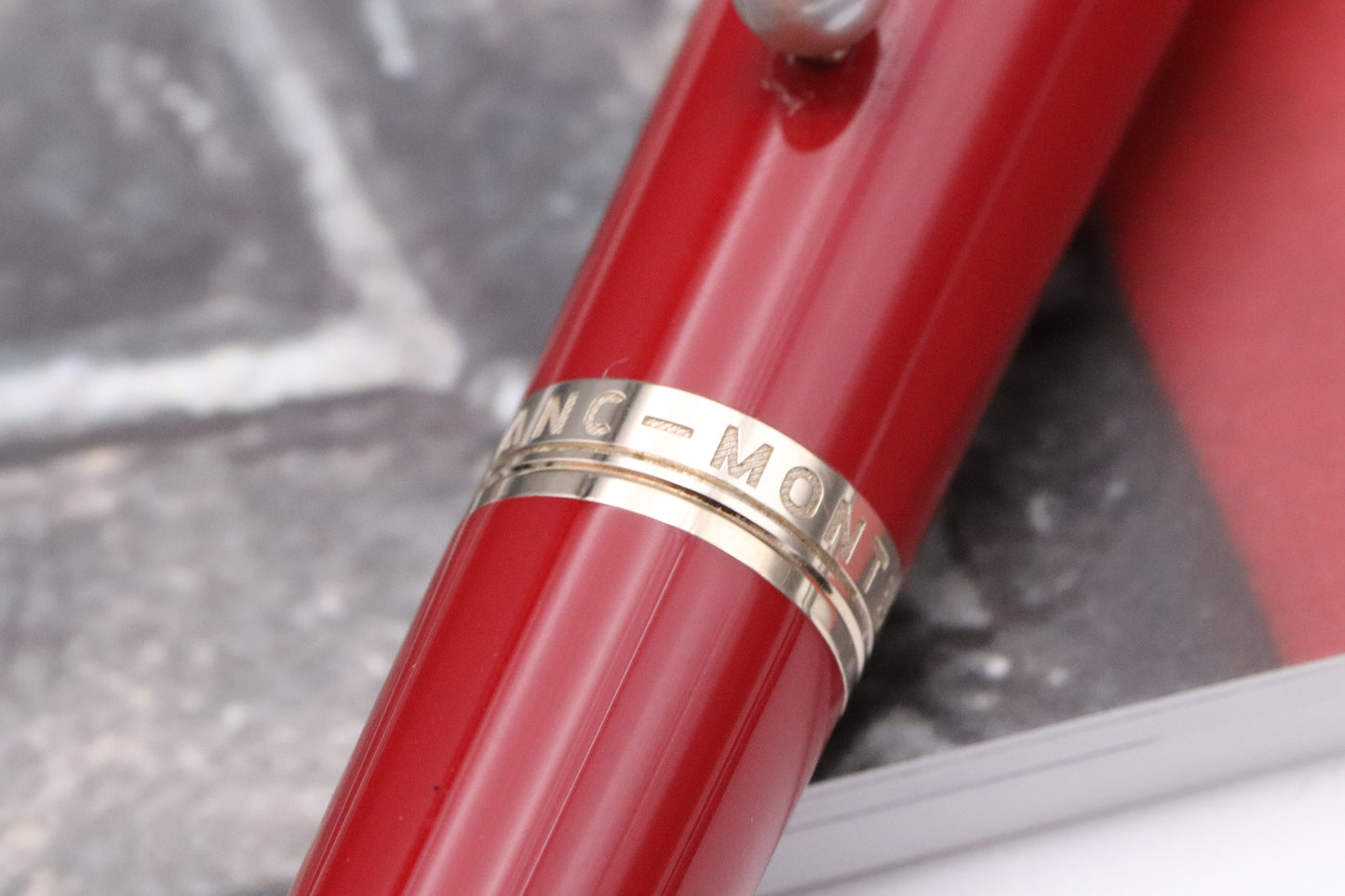 Montblanc Muses Marilyn Monroe Red Special Edition Rollerball Pen