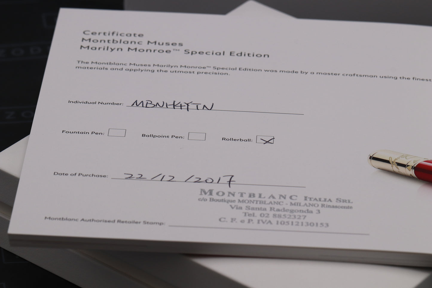 Montblanc Muses Marilyn Monroe Red Special Edition Rollerball Pen