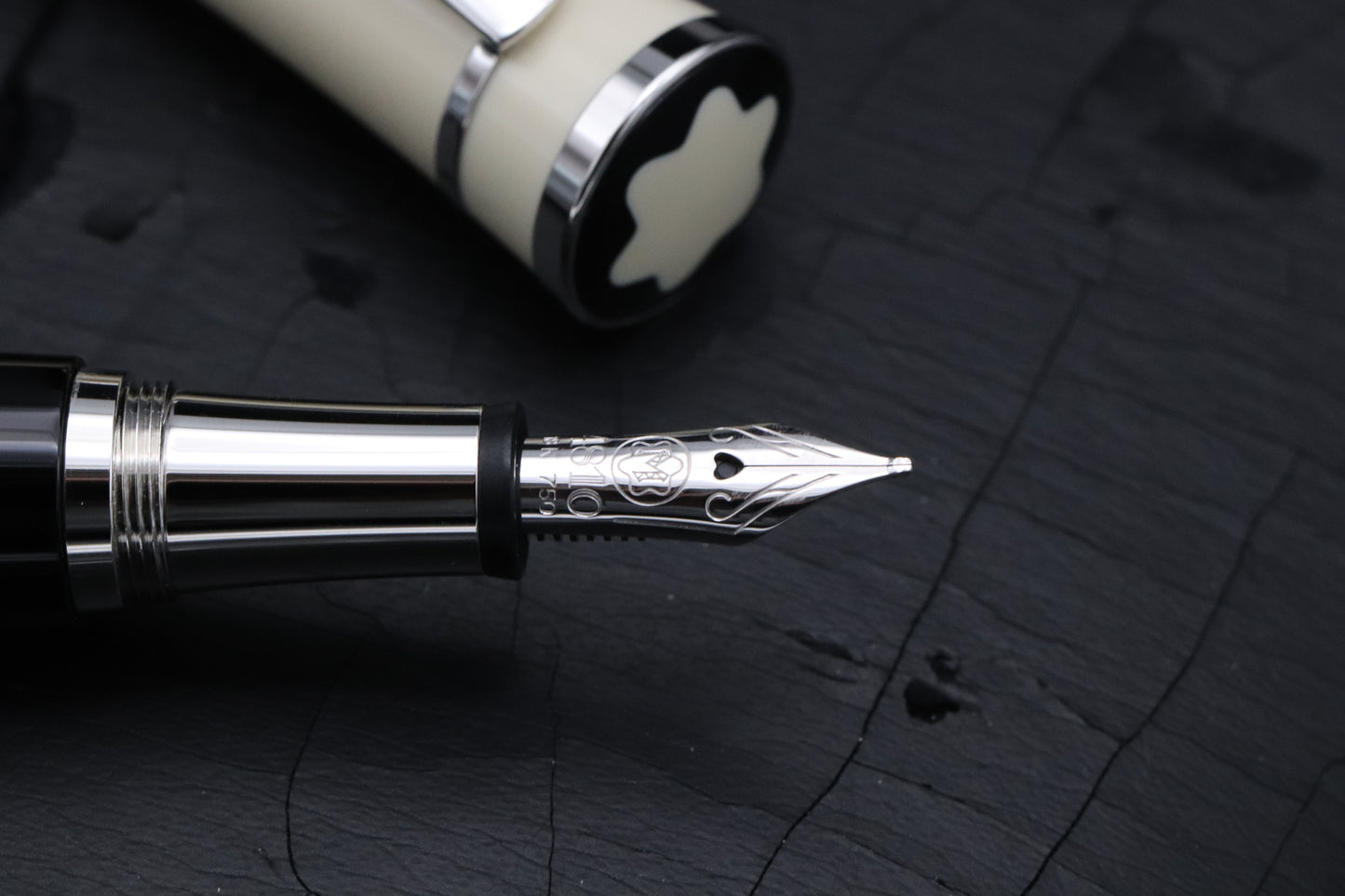 Montblanc Muses Greta Garbo Special Edition Fountain Pen - NEVER INKED