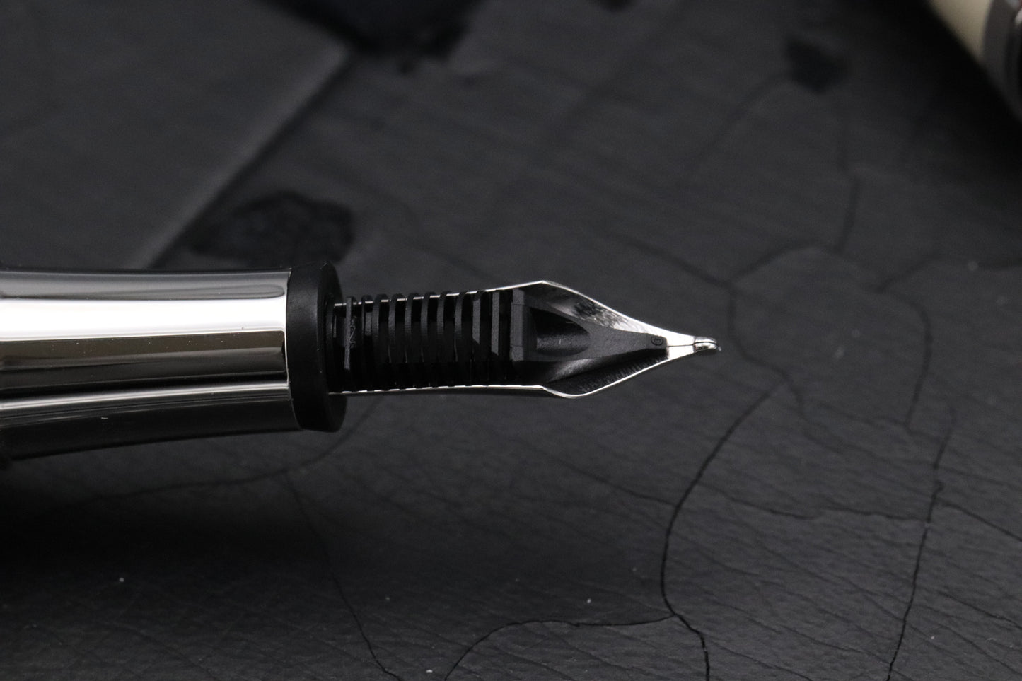 Montblanc Muses Greta Garbo Special Edition Fountain Pen - NEVER INKED