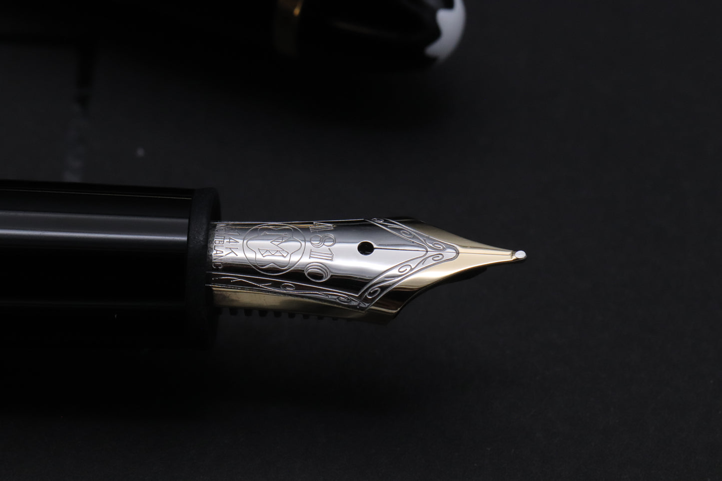 Montblanc Meisterstuck 146 LeGrand Gold Coated Fountain Pen - 1991-92