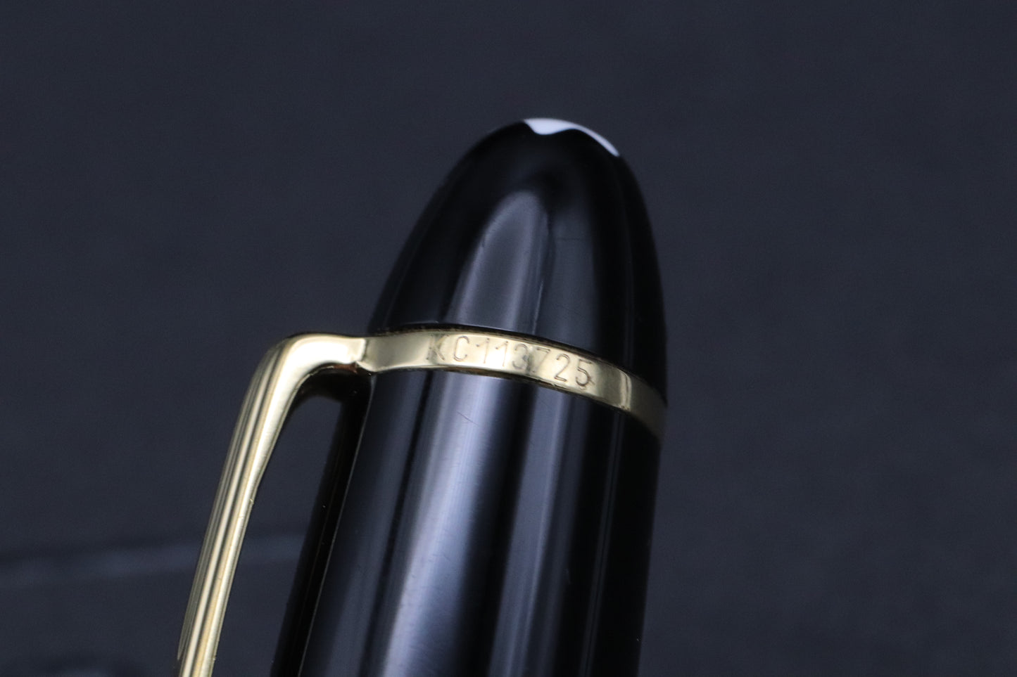 Montblanc Meisterstuck 146 LeGrand Gold Coated Fountain Pen - 1991-92