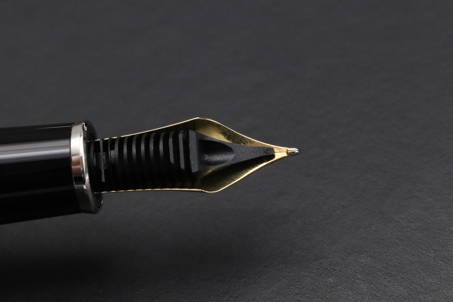 Montblanc Meisterstuck Classique Silver Fibre Guilloche Fountain Pen - EF Nib - NEVER INKED