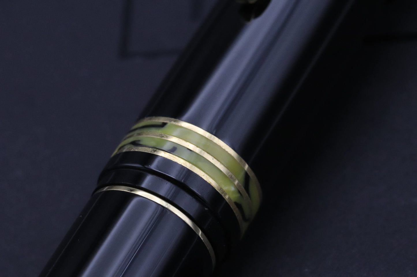 Leonardo MZ La Grande Ibrida Black Yellow Celluloid Fountain Pen - #8 EF Ti Nib
