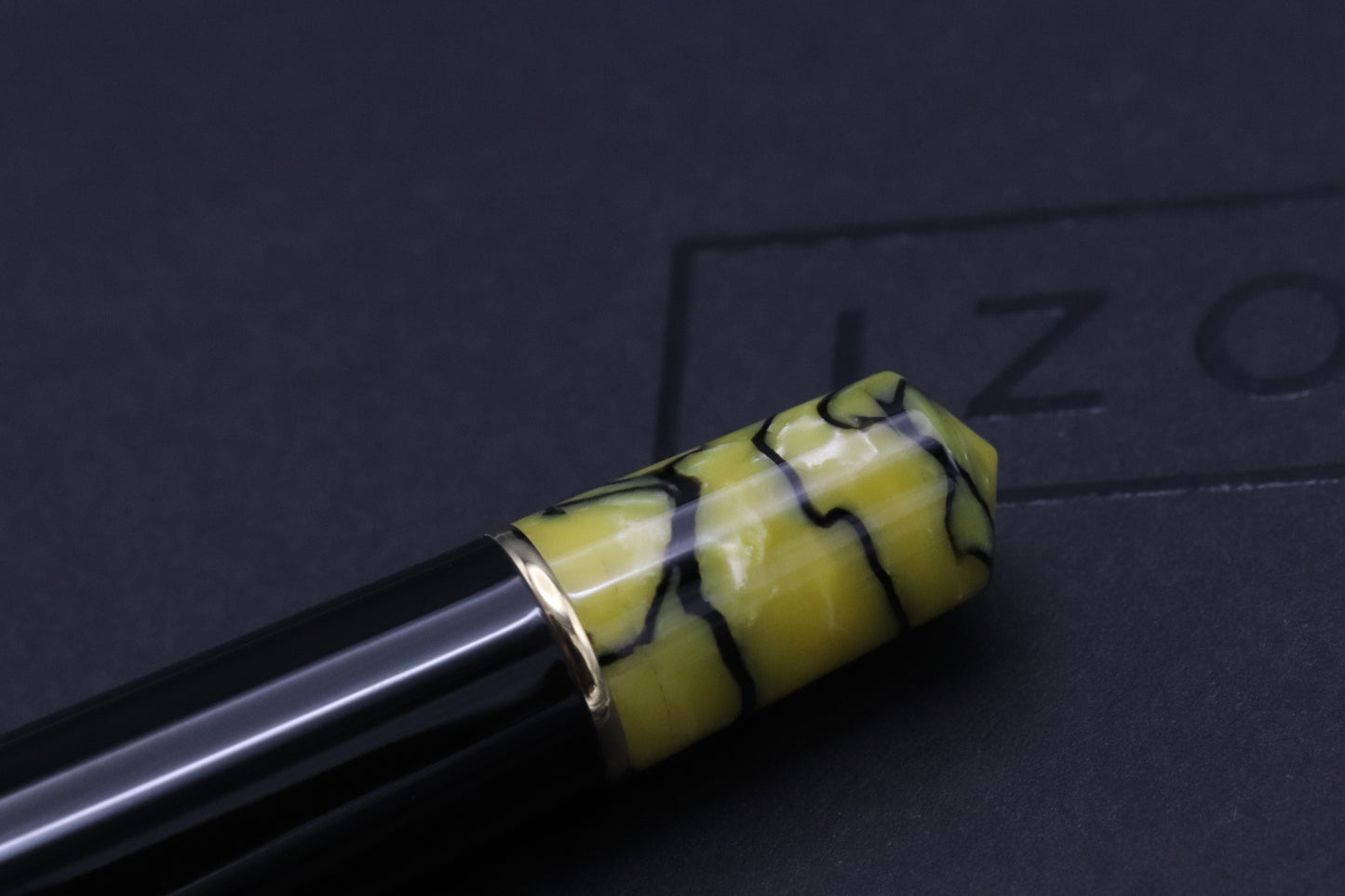Leonardo MZ La Grande Ibrida Black Yellow Celluloid Fountain Pen - #8 EF Ti Nib